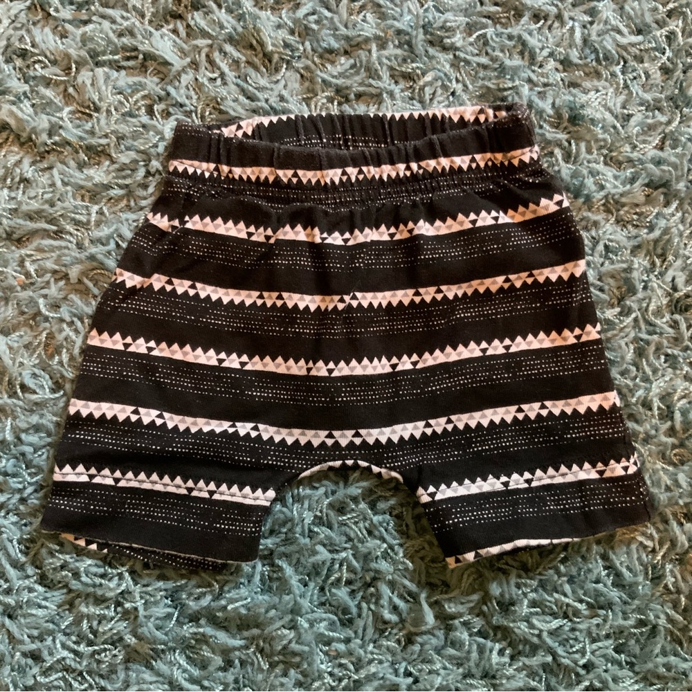 ⭐️ 5 for $15 Mountain Print Joggers